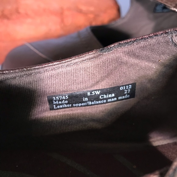 Clark’s Bronze size8.5 beautiful - Picture 6 of 7